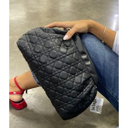 Bolso Abollonado de Mano Negro Mod. 23 9003