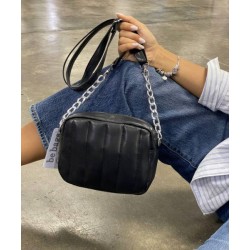 Bolso Abollonado Negro de Rayas Mod. 23 0001