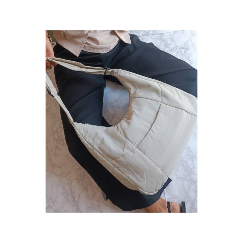 Bolso Casual de Nylon en Latte Mod. 10 14506