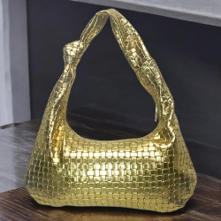 Bolsa Tejida de Mano color Oro Mod. 10 0210