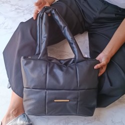Bolso Cuadrado Fiorella Bollon Negro Mod. 23 9064