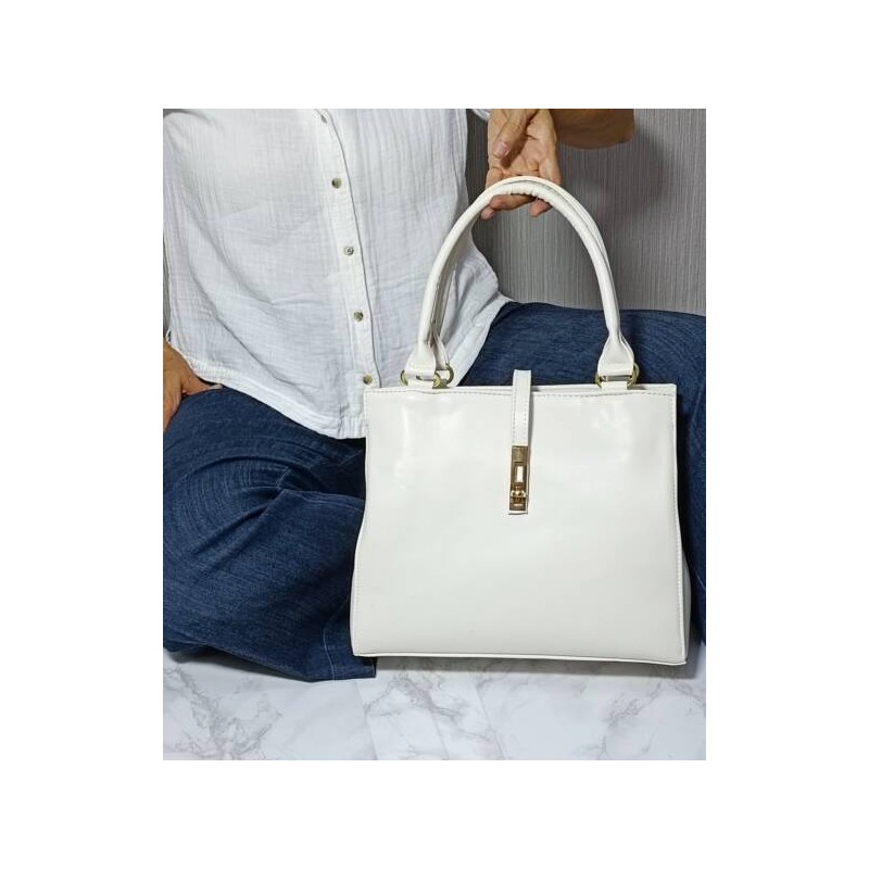 Bolsa de Mano Color Latte Mod. 24 8005