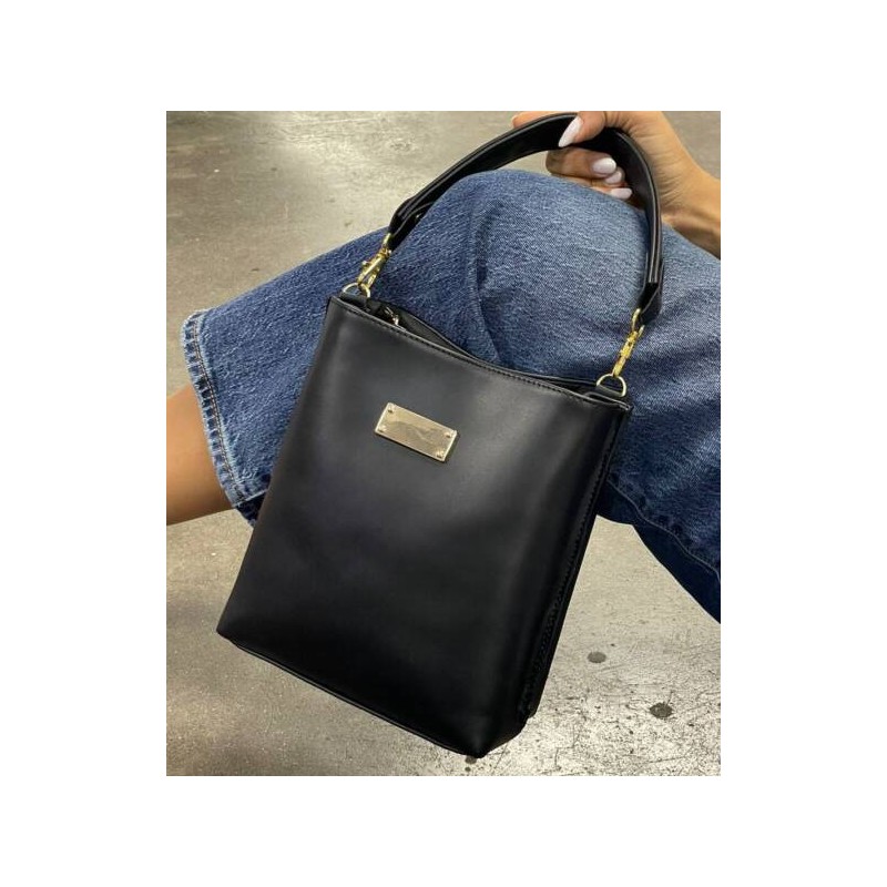 Bolso Bandolero en Color Negro Mod. 16 0059